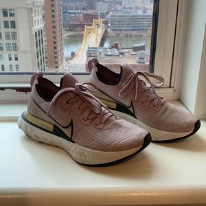 Nike React Infinity Run Flyknit